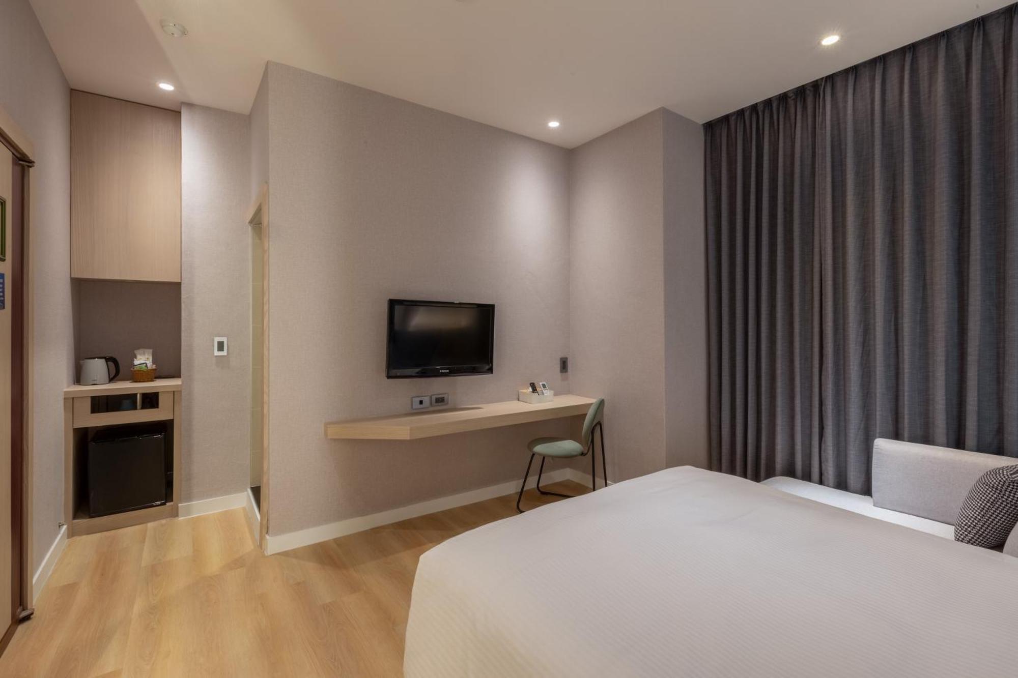 Fu Hsiang Hotel Yilan Quarto foto